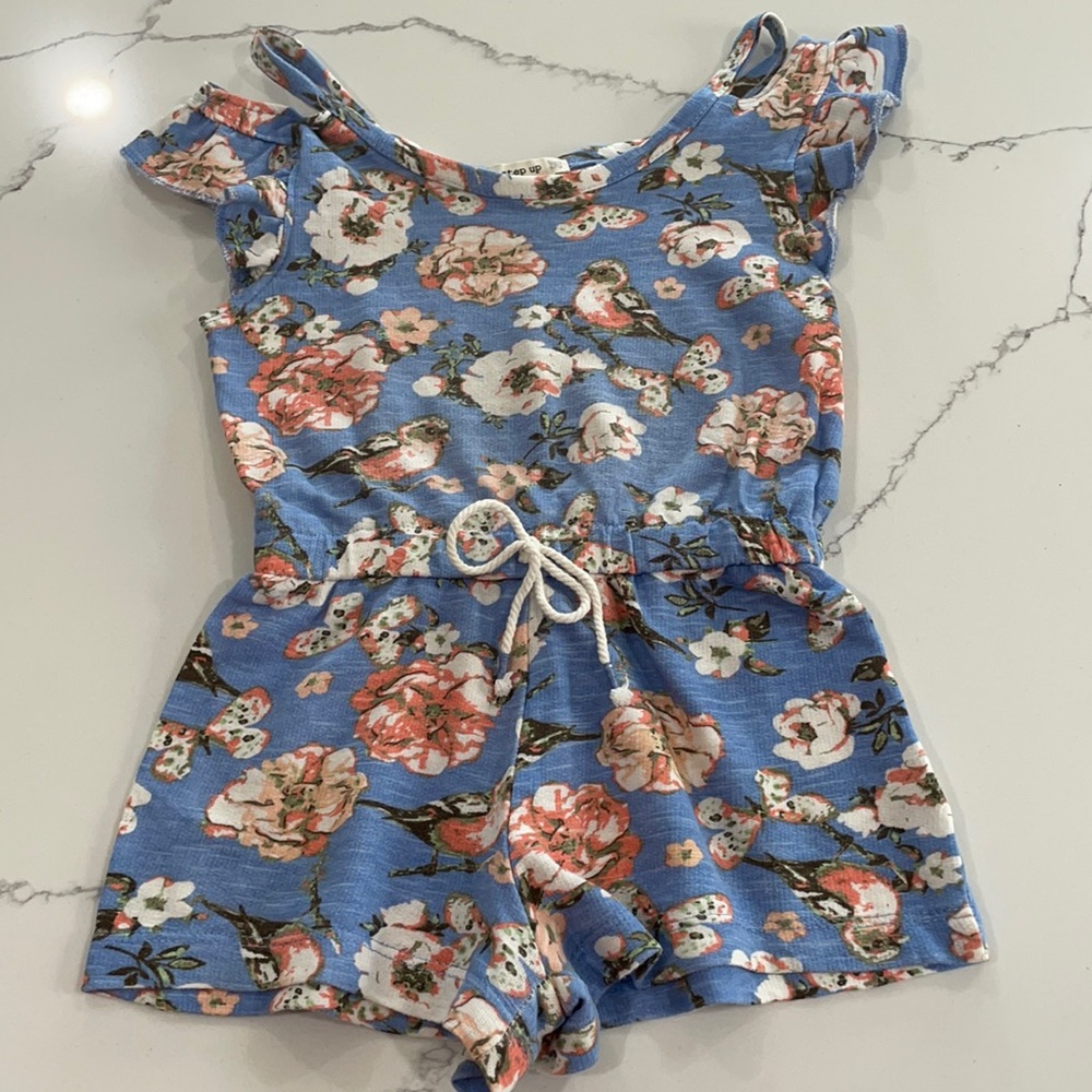 Cute romper size 2t